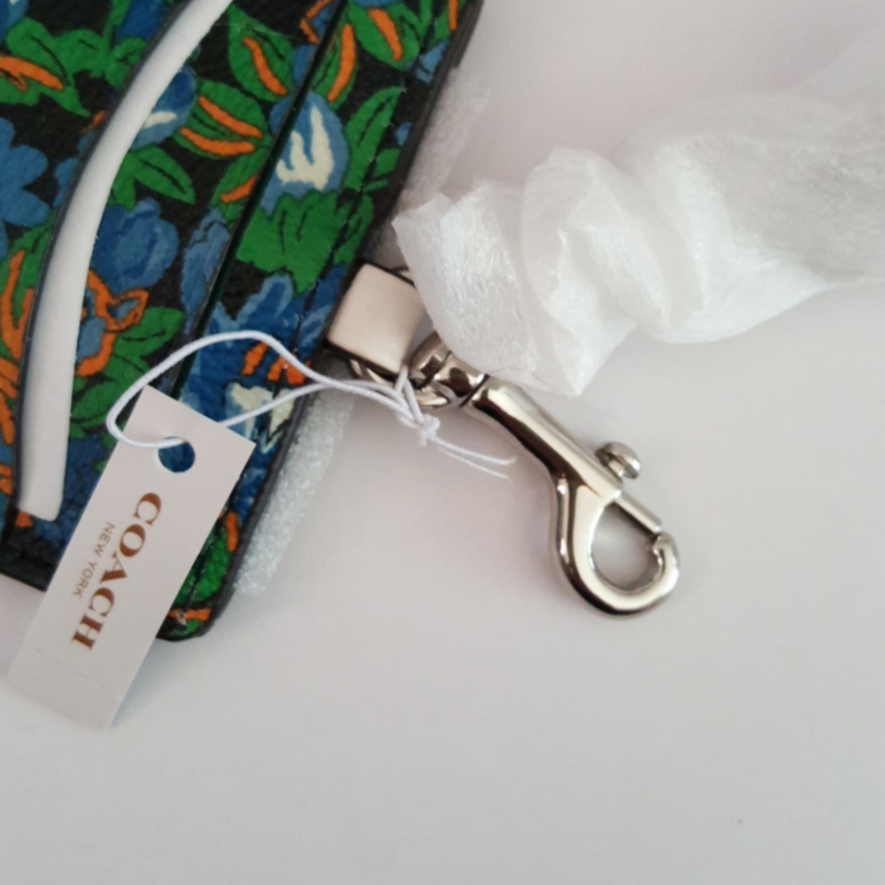 Coach Floral Card Holder Lanyard - Picture 6 of 7